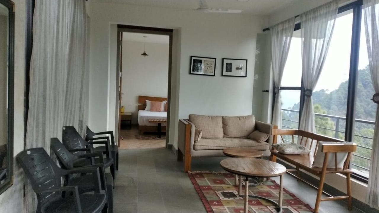 Blusalzz Escapade Resort Лансдаун Екстериор снимка