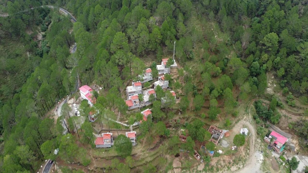 Blusalzz Escapade Resort Лансдаун Екстериор снимка